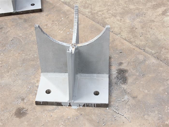 樟树螺栓球支座